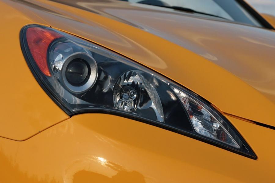  Hyundai Genesis Coupe 3.8 Track 2009 года  (фото 26 из 28)